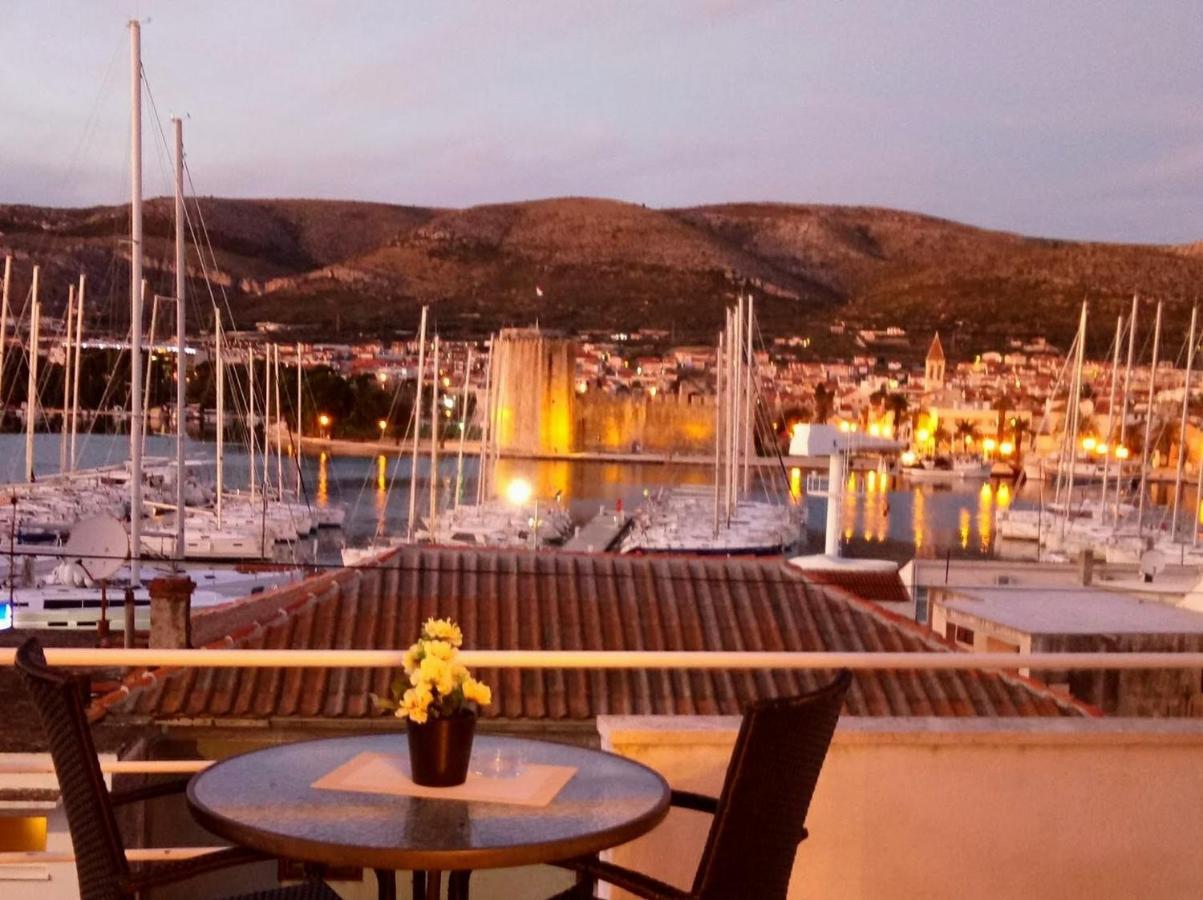 Villa Sarah Trogir Exterior photo